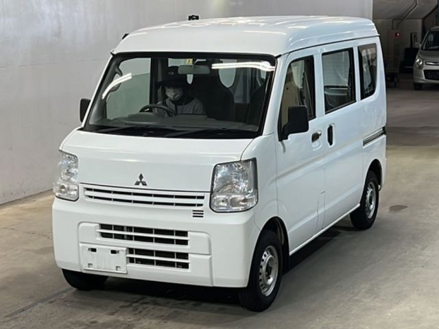 7014 Mitsubishi Minicab van DS17V 2017 г. (KCAA Fukuoka)